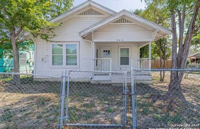 940 SW 36th - 940 Southwest 36th Street, San Antonio, TX 78237
