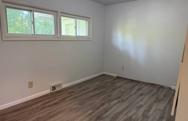 413 South Revena Boulevard - 413 Gallery 4