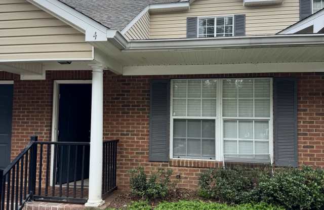 241 Dixie Drive - 104 photos photos