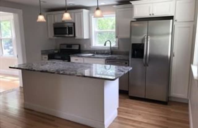 271 Cordaville Rd. - 271 Cordaville Road, Cordaville, MA 01772