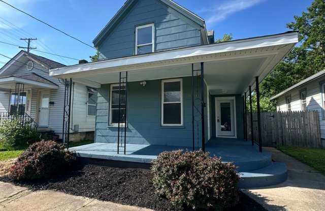 Beautiful Newly Renovated Home 3 BEDROOM 1 BATH, FENCED YARD, Bonus Space photos photos