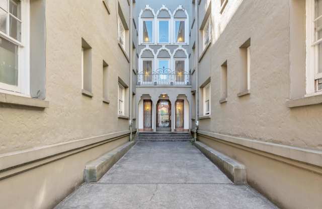 Flanders Apartments Gallery 4