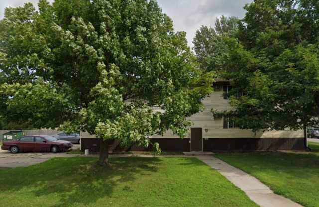 1400 North Clay Street - 3 photos photos