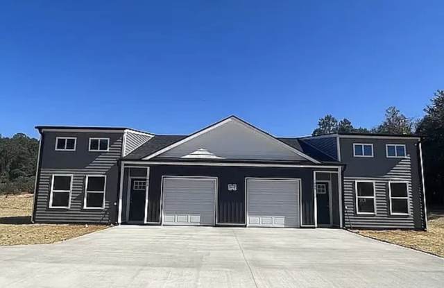 1003 Meadow Farm Road photos photos