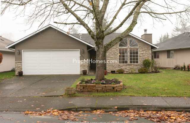 Spacious Three Bedroom Home In Highly Desired Sherwood! photos photos