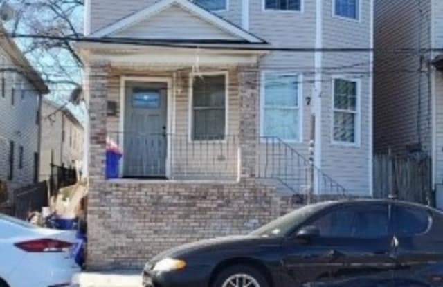 7 Winans Ave - 7 Winans Avenue, Newark, NJ 07108