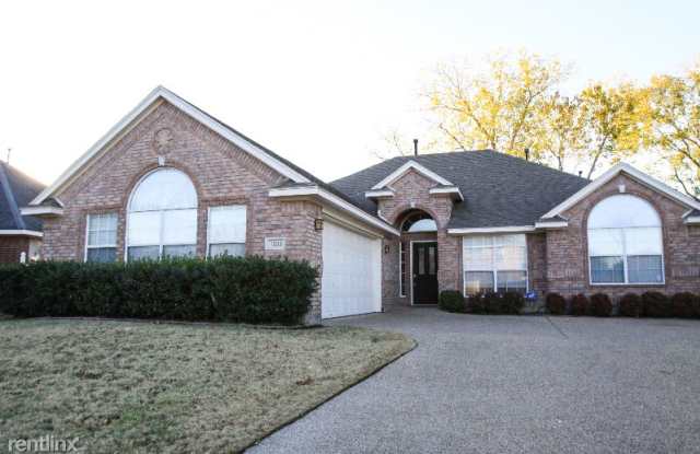 1233 Glenbury Ct - 1233 Glenbury Court, Arlington, TX 76006
