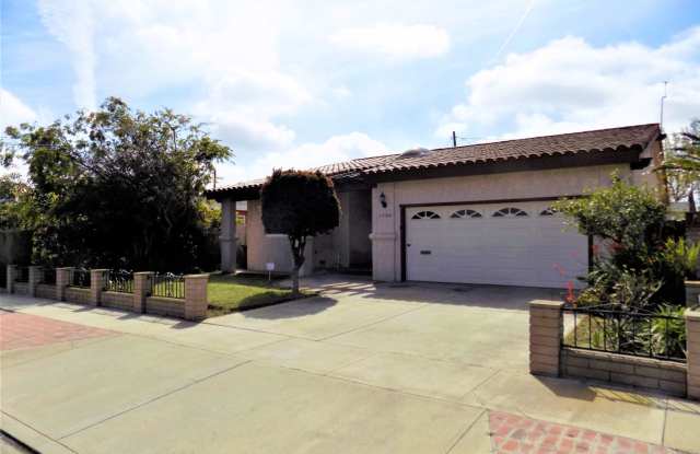 Large 2 bed | 2 bath house + plus office/den | 2-car Garage - 1736 247th Street, Lomita, CA 90717 Large 2 bed | 2 bath house + plus office/den | 2-car Garage - 1736 247th Street, Lomita, CA 90717