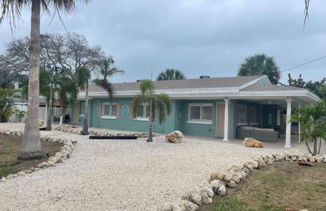 720 E GULF BOULEVARD photos photos