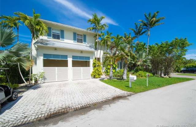 270 Buttonwood Dr - 270 Buttonwood Drive, Key Biscayne, FL 33149