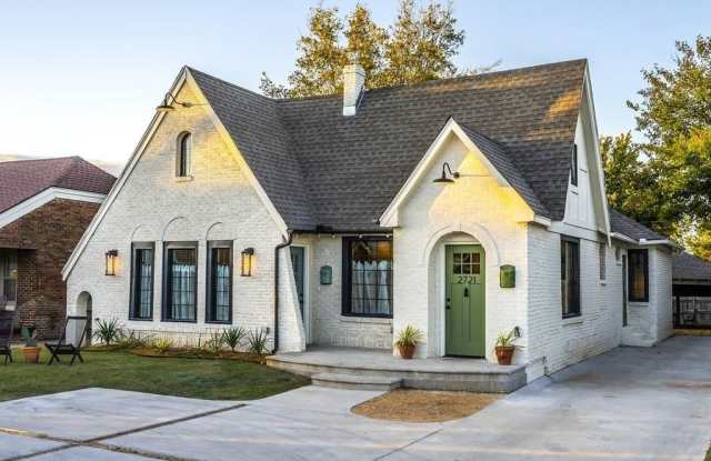 2721 NW 19 Street photos photos