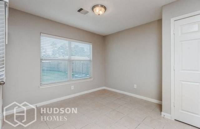 30910 East Lost Creek Boulevard Gallery 4