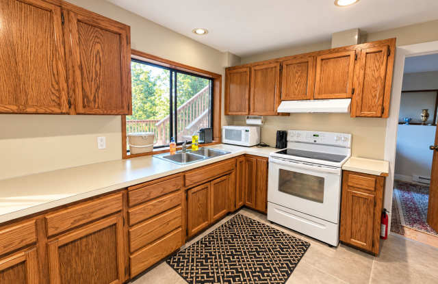 1894 Cliff RoadUnit B Gallery 2