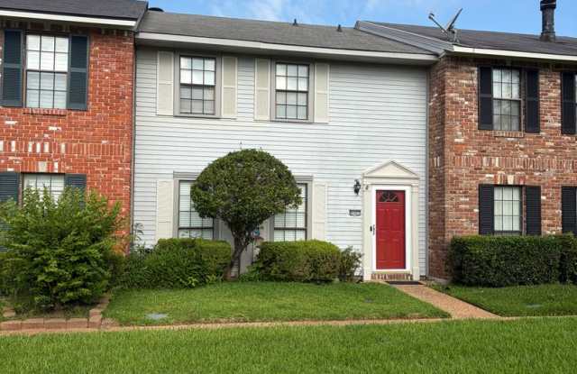 Beautiful 3 Bedroom Townhome photos photos