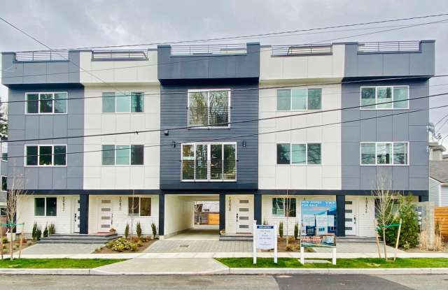 Nearly new 3B3B townhouse For Rent photos photos