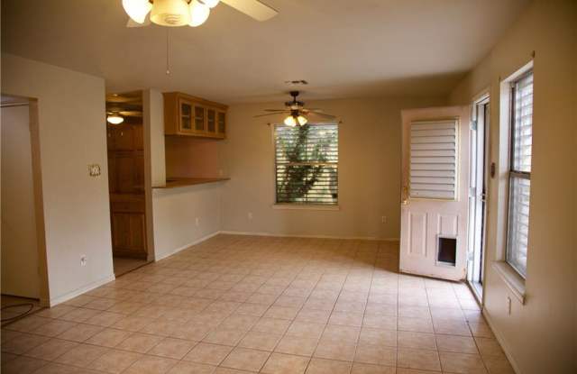 3045 Quail Hollow Dr Gallery 4