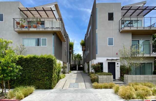 3266 FAY AVE - 3266 Fay Avenue, Los Angeles, CA 90034