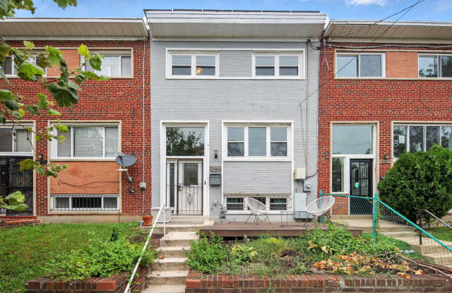 1340 W St Ne photos photos