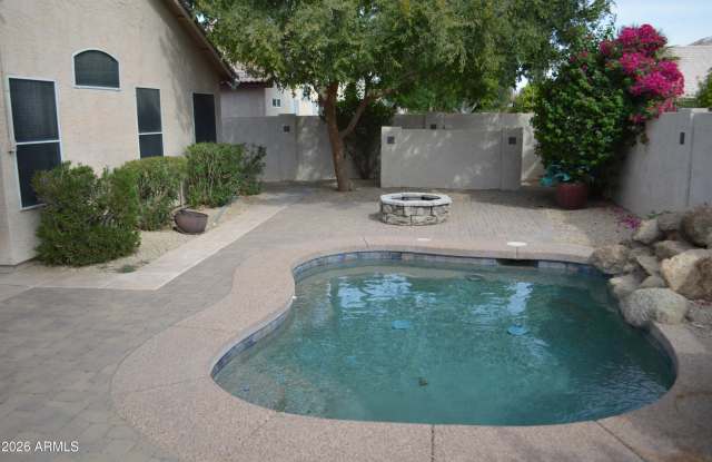 8669 E Avalon Drive Gallery 4