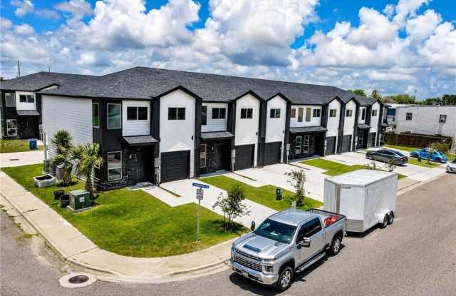 109 S Commonsway Drive Gallery 2