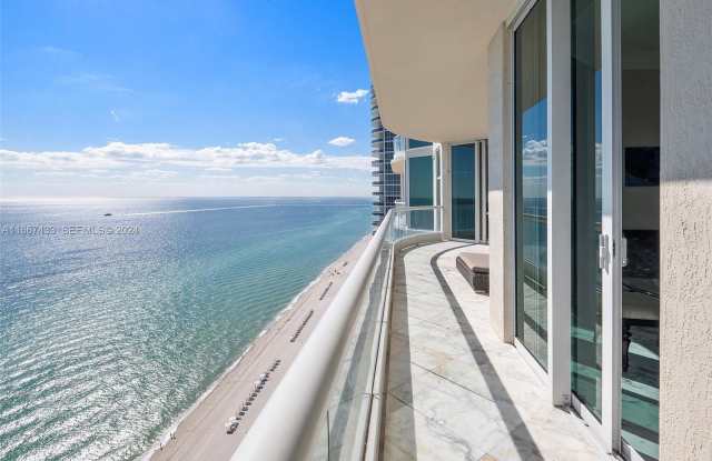16047 Collins Avenue photos photos