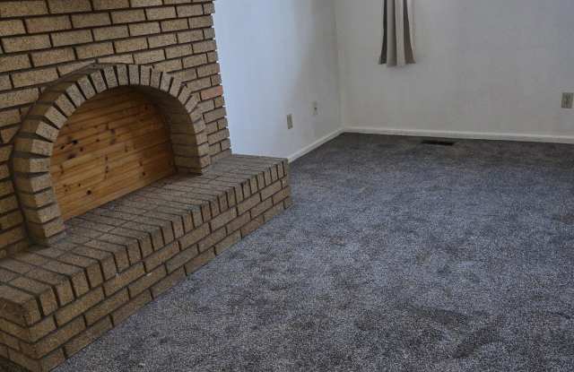 844 S ARTISTIC Cir W Gallery 2