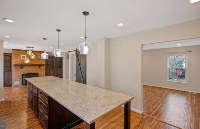 9977 CAPE ANN DRIVE Gallery 3
