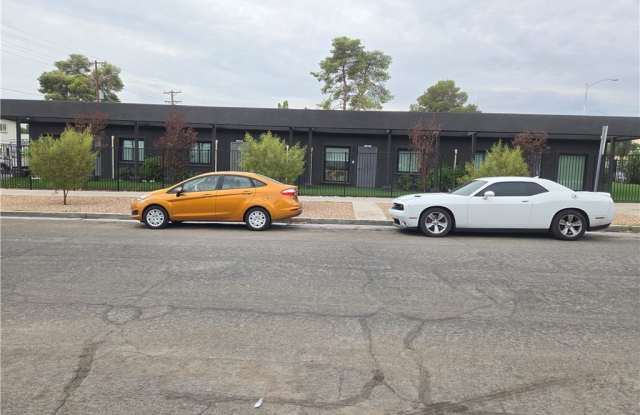 1000 Lewis Avenue - 1000 Lewis Avenue, Las Vegas, NV 89101