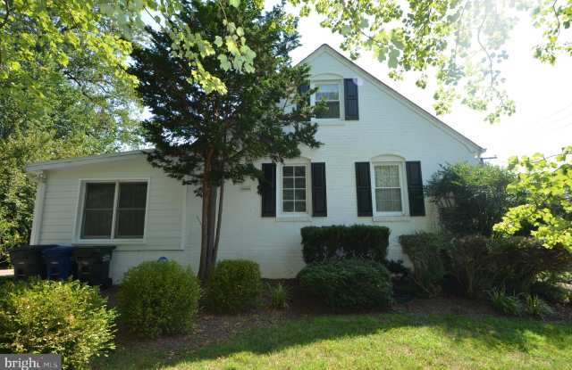 6816 CHESTNUT AVENUE Gallery 2