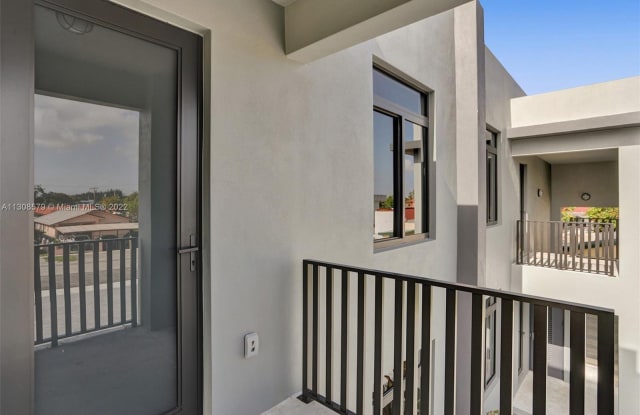 444 East 16th Street - 444 East 16th Street, Hialeah, FL 33010 444 East 16th Street - 444 East 16th Street, Hialeah, FL 33010
