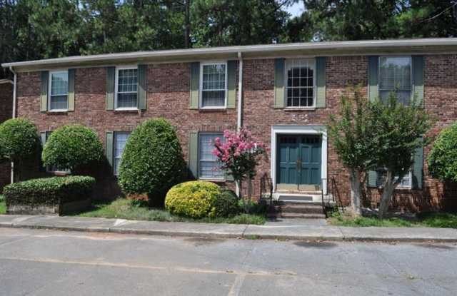 5534 Kingsport Drive Gallery 2