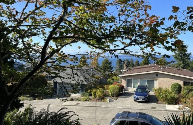 5248 SW Stevens St - 5248 Southwest Stevens Street, Seattle, WA 98116