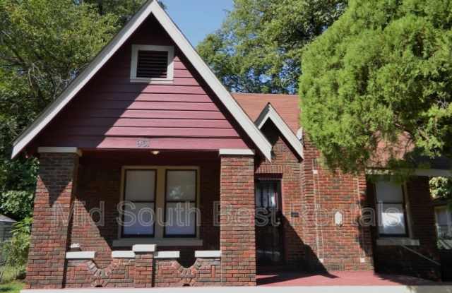 961 N Willett St photos photos