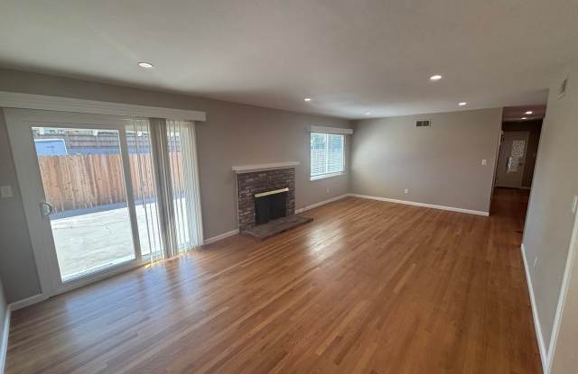 3558 Drake Drive -- 3 bed, 2 bath Orcutt Home, Walking Distance to Joe Nightingale Elementary School Gallery 4