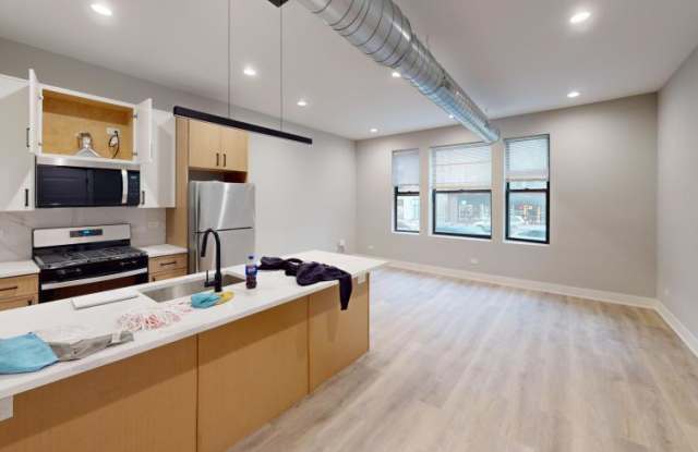 3142 West Fullerton Ave. photos photos