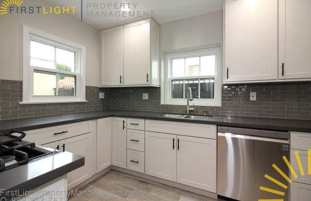 131-133 N. Kings Road - 131  1/2 Gallery 2