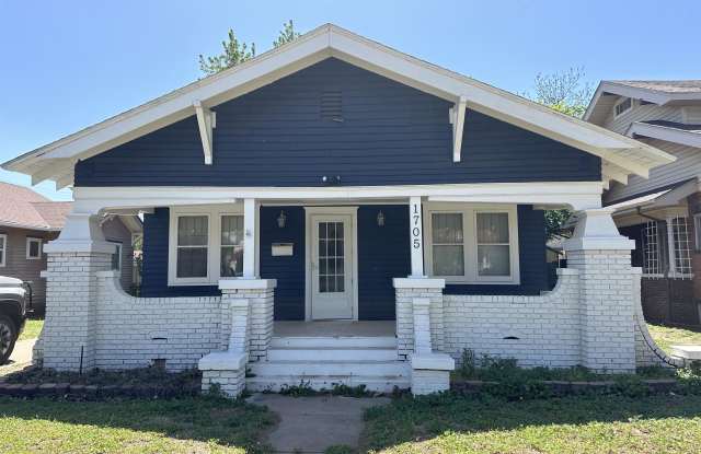1705 West Cherokee Avenue photos photos