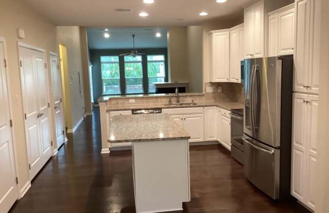 31400 FALMOUTH WAY #28 Gallery 2