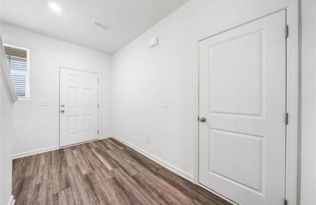 602 Jervis Way Gallery 4