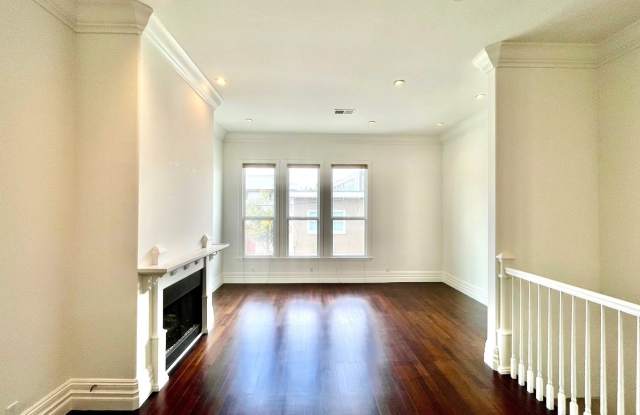 SPECTACULAR, TOP FLOOR 2 BED/2 BATH MISSION CONDO!!! photos photos