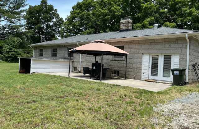 1048 Shuping Mill Road, 4br 2ba house, Quiet Country Setting - $1695 Gallery 3