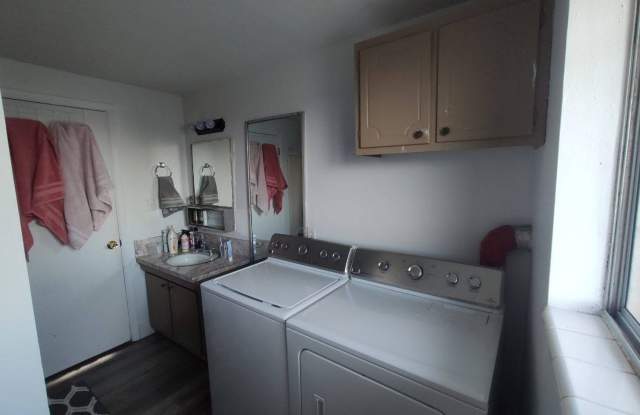2 Bedroom Orem Apartment photos photos