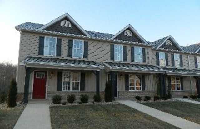 Tavern Grove Townhome in Campbell County - 50 Gloucester Drive, Campbell County, VA 24501