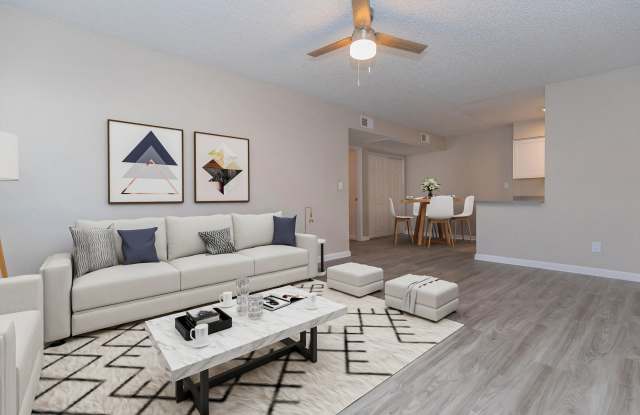Two Five Greenway Apartments Gallery 3