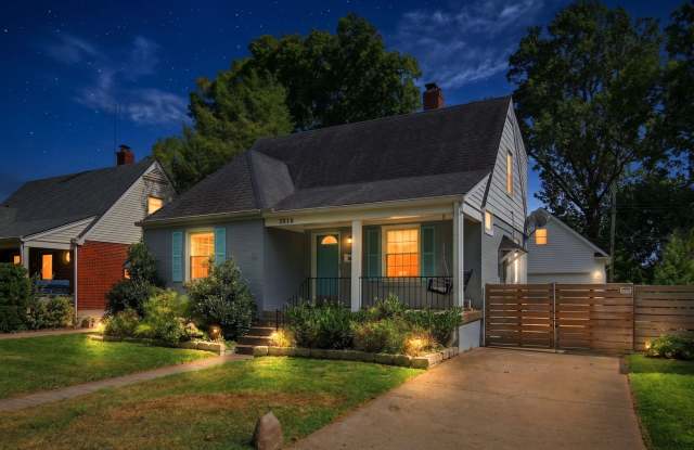 Fall in Love with this St Matthews Charmer Gallery 1