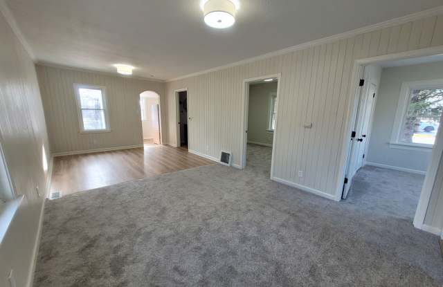 2 Bedroom Rental Home with mudroom and spacious basement! photos photos