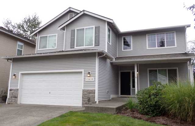 Spacious Home In Gated Neighborhood - 15410 87th Avenue East, South Hill, WA 98375