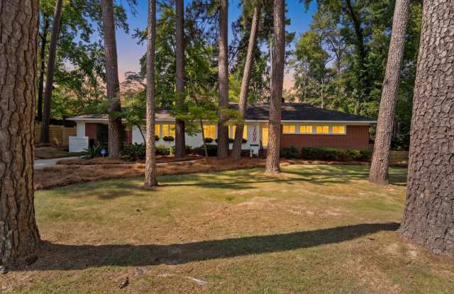 A Rare offering in Berckman Hills close to the Augusta National Golf Course Gallery 3