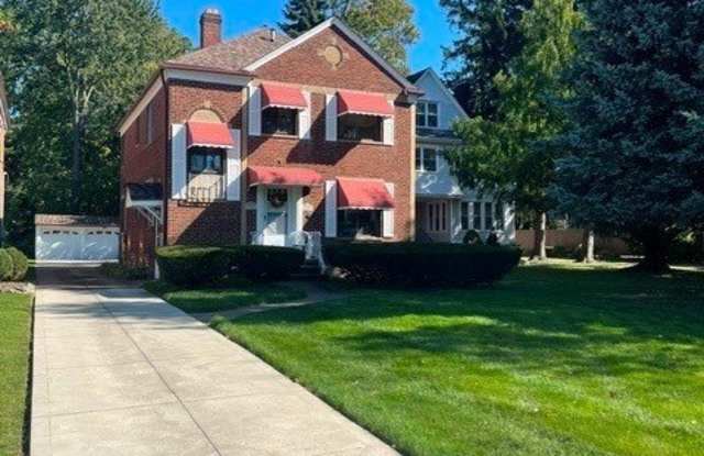 3625 Rocky River Drive Gallery 1