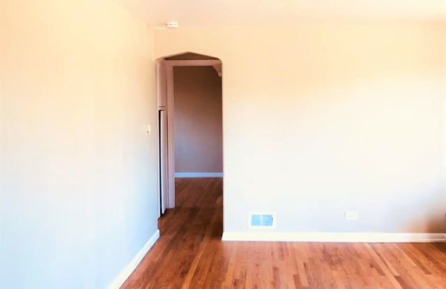 3591 Olive St Gallery 2